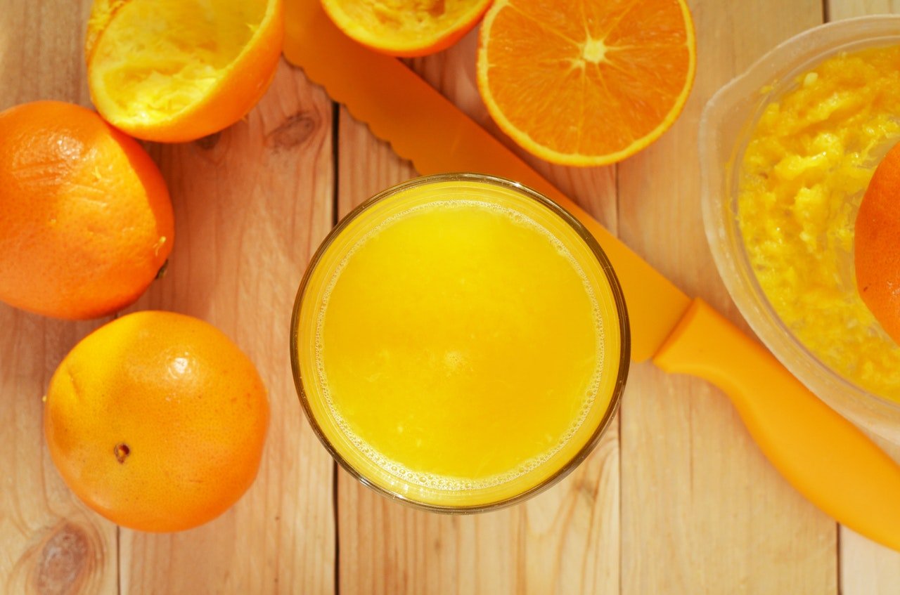 Advantages and Disadvantages of Homemade Orange Juice