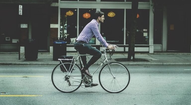 11 Ways Cycling Is Good for Your Health | The Inspiring Journal