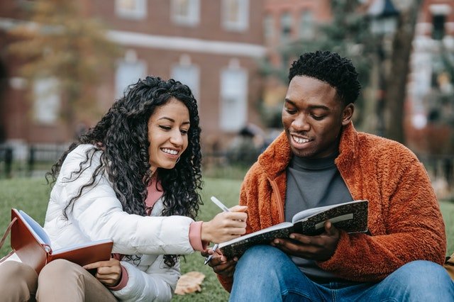 How Going to College Can Benefit You Financially