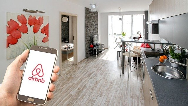 Airbnb Guides Homeshare Services