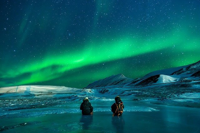 6 of the Most Inspiring Places on Earth - Aurora Borealis - Iceland