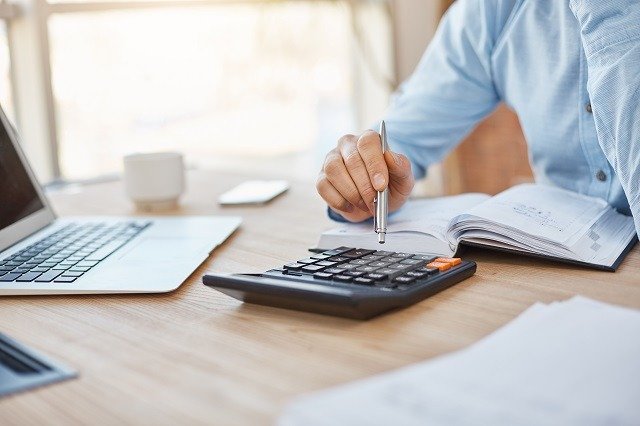 8 Tips and Tricks on How to Keep Your Finances Organized for Next Tax Season