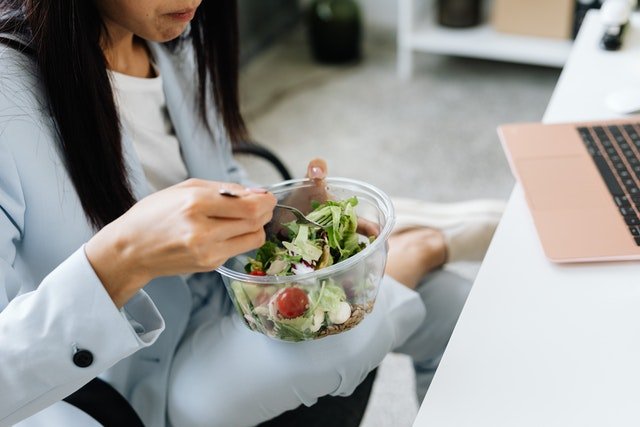 5 Healthy Eating Hacks for Busy People