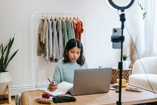5 Tips to Maximize Retail Sales as a Solopreneur in 2022