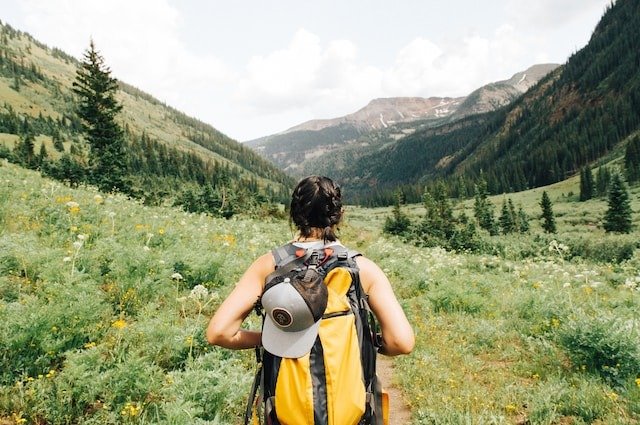 Develop a Daily Routine for Success and Happiness