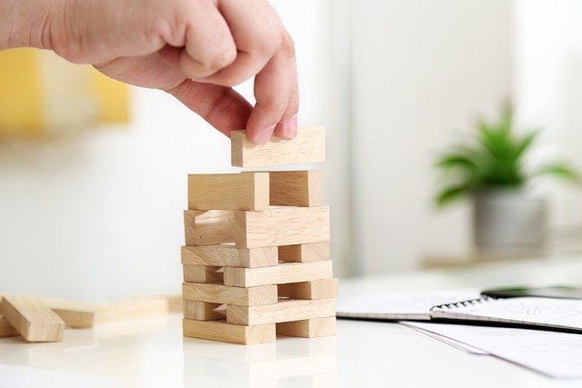 Game of Giant Blocks