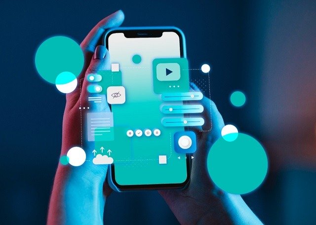 The Different Benefits a Custom Mobile Event App Can Provide at Conferences for Both Event Organizers and Attendees