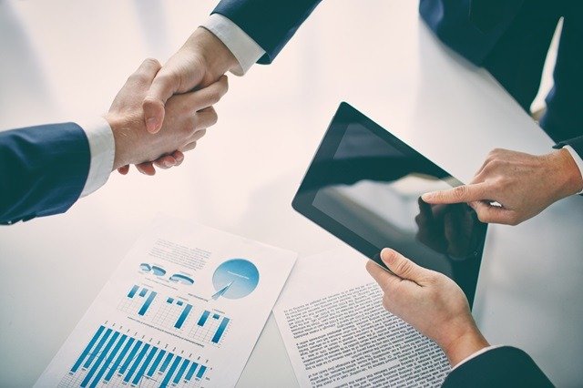 6 Factors to Consider When Making an Acquisition
