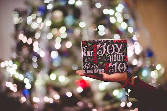 Christmas on a Budget Money-Saving Tips and Ideas