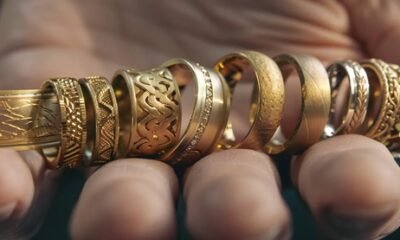 Yellow Gold Wedding Bands